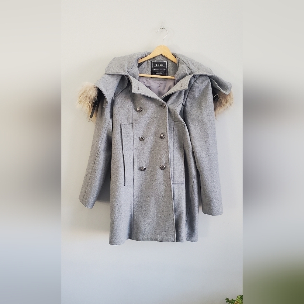 BESS hong kong grey wool button front jacket. Womens Large. EUC